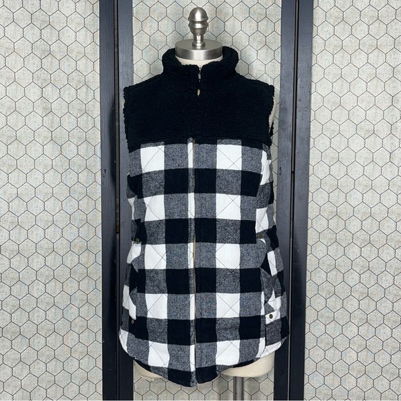 Maurices Black Buffalo Plaid Sherpa Block Vest - Picture 1 of 11
